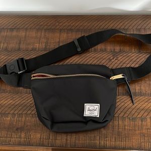 Herschel Fifteen Hip Pack - black